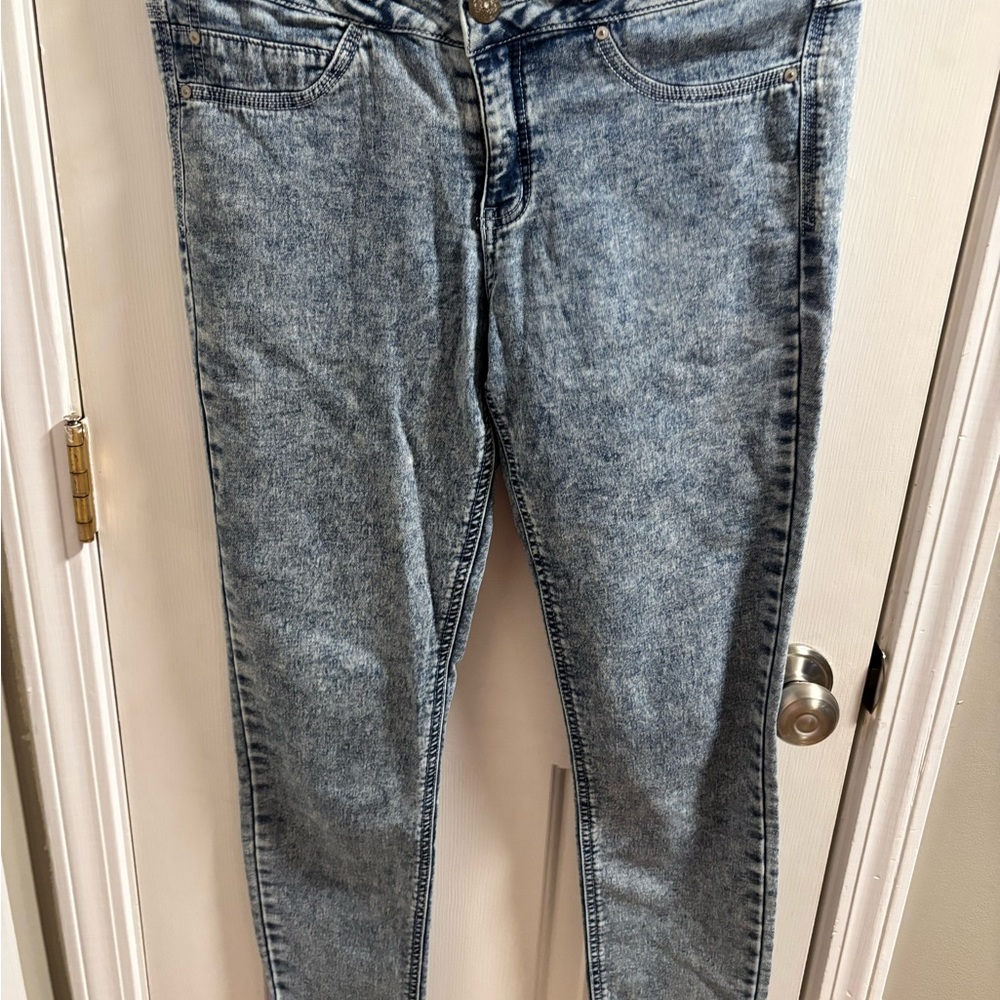 Stylish Light Blue Women's Skinny Jeans